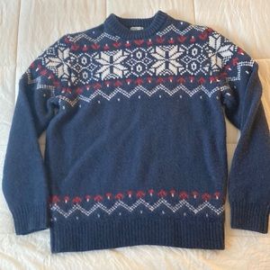 LL Bean %100 lambs wool size Medium mean sweater